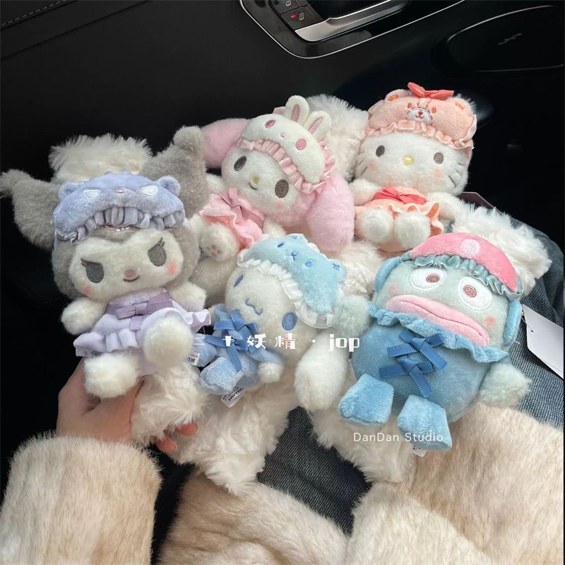 漫画の猫のカーシートベルトショルダーカバー、ウサギや犬の人形 - Kawaii Tech Accessories のレビューと価格
